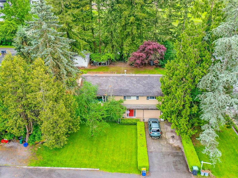 4538 Southridge Crescent, Langley BC V3A 4N8