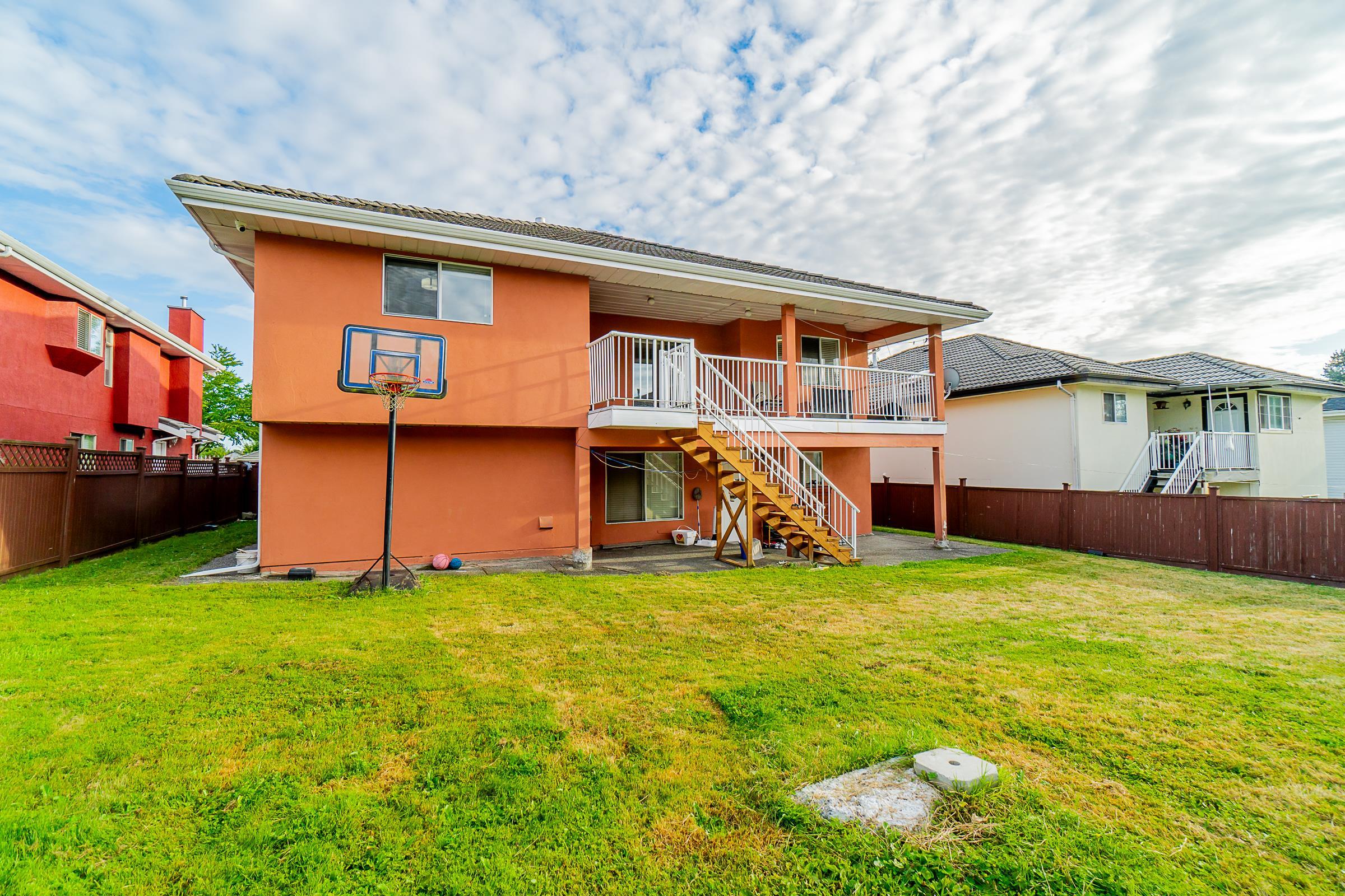 13761 91 Avenue, Surrey, BC, V3V 7Y5 - 3
