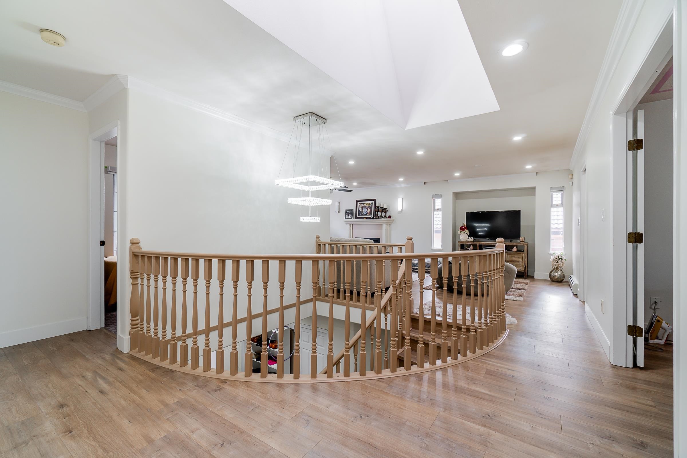 13761 91 Avenue, Surrey, BC, V3V 7Y5 - 5