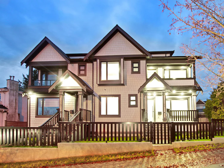 1789 E 57th Avenue, Vancouver, BC, V5P 2B4