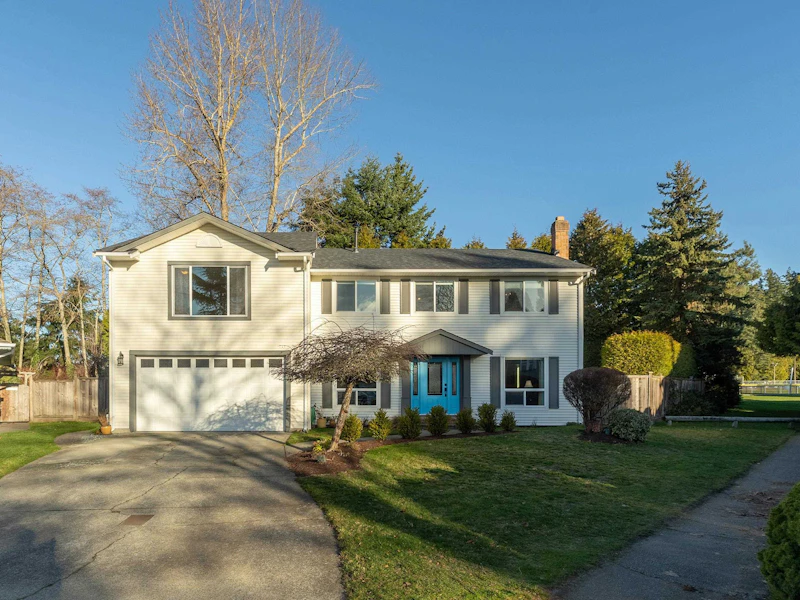 1785 Summerhill Grove, Surrey BC V4A 8P3