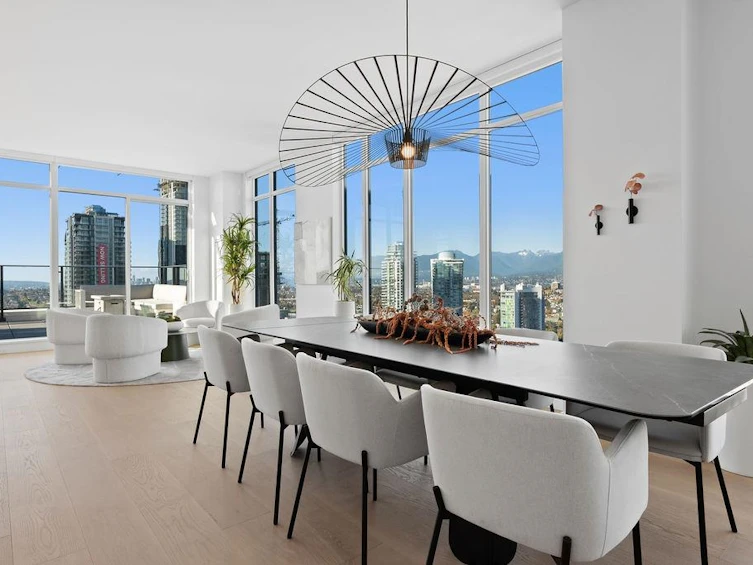 PH1-2181 Madison Avenue, Burnaby, BC, V5C 0N4