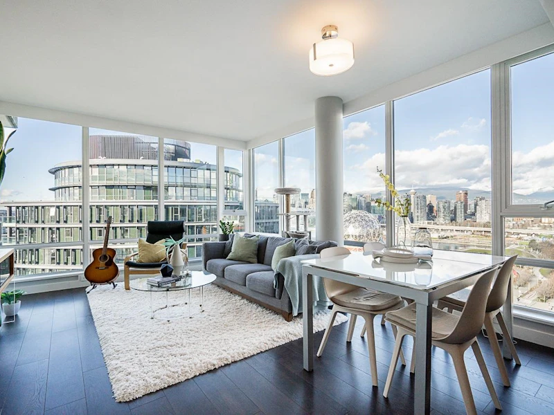 2003 - 1618 Quebec Street, Vancouver BC V6A 0C5