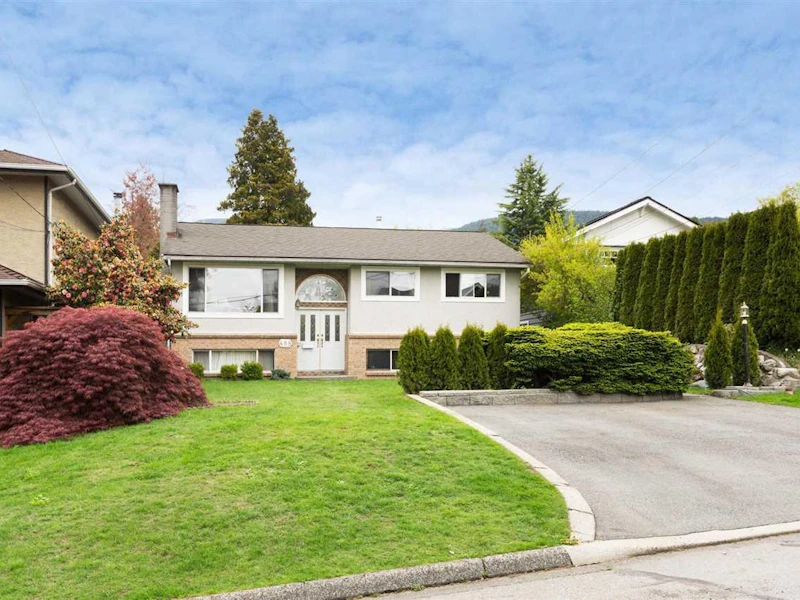 488 W Kings Road, North Vancouver BC V7N 2M3
