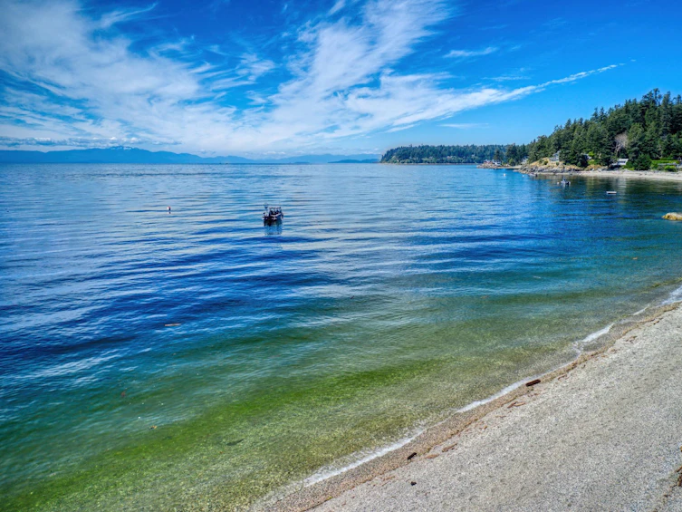 6812 Sunshine Coast Highway, Sechelt, BC, V7Z 0N1 - 6