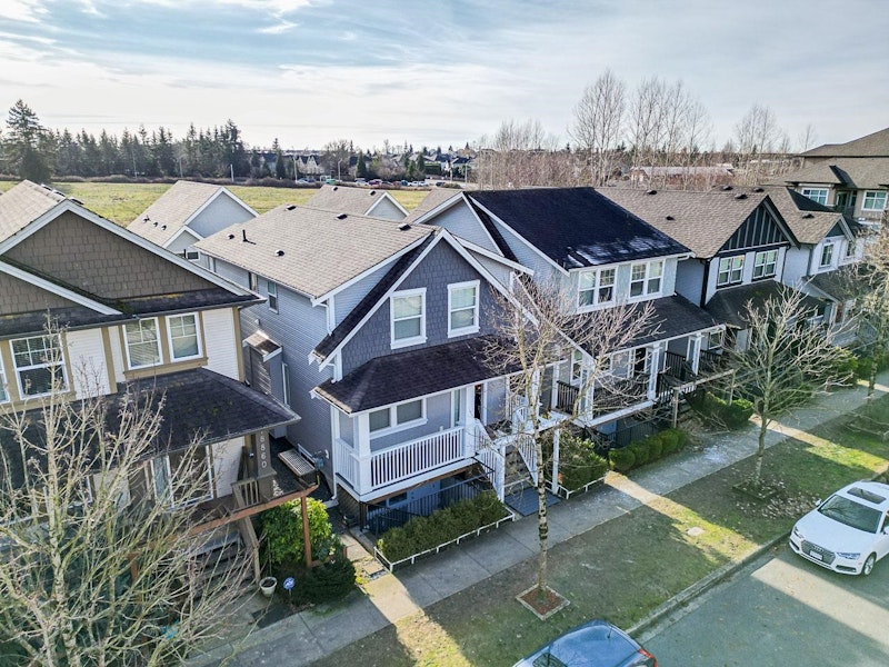18854 67a Avenue, Surrey BC V4N 5Z9