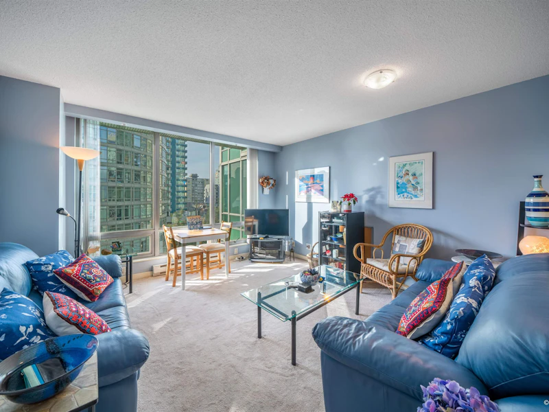 807 - 1200 W Georgia Street, Vancouver BC V6E 4R2