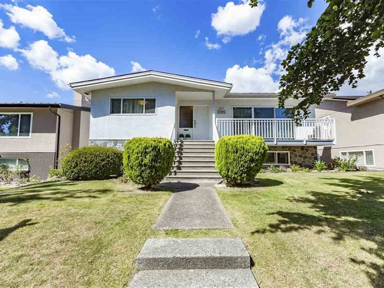 1195 E 48th Avenue, Vancouver, BC, V5W 2E8