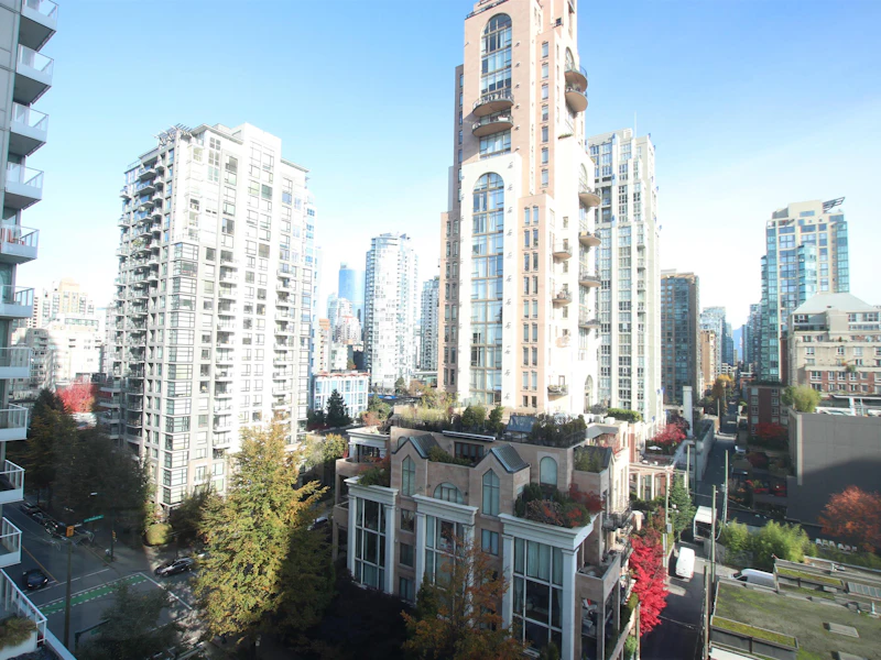 1108 - 1323 Homer Street, Vancouver BC V6B 5T1