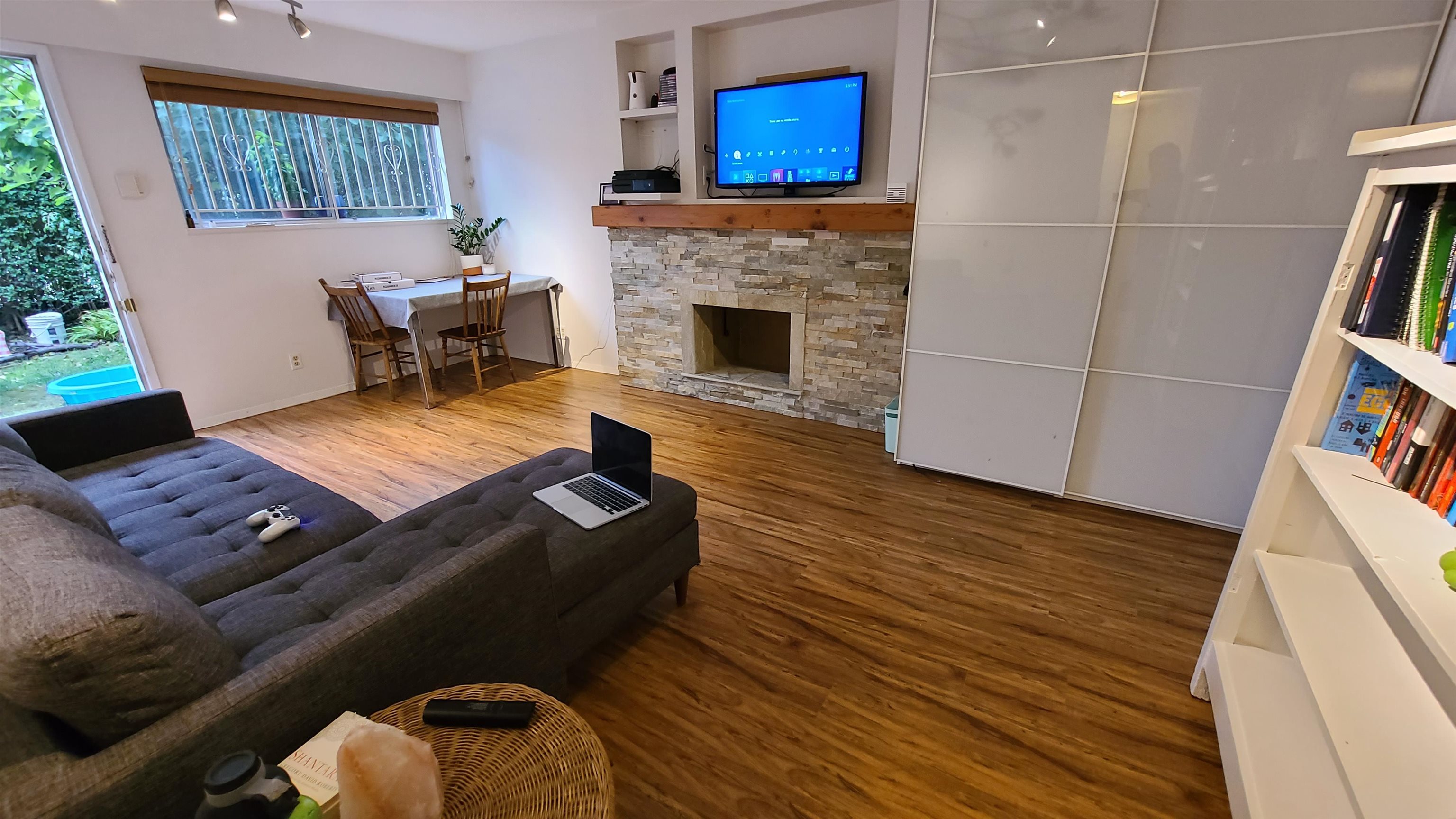 202 E 37th Avenue, Vancouver, BC, V5W 1E6 - 35