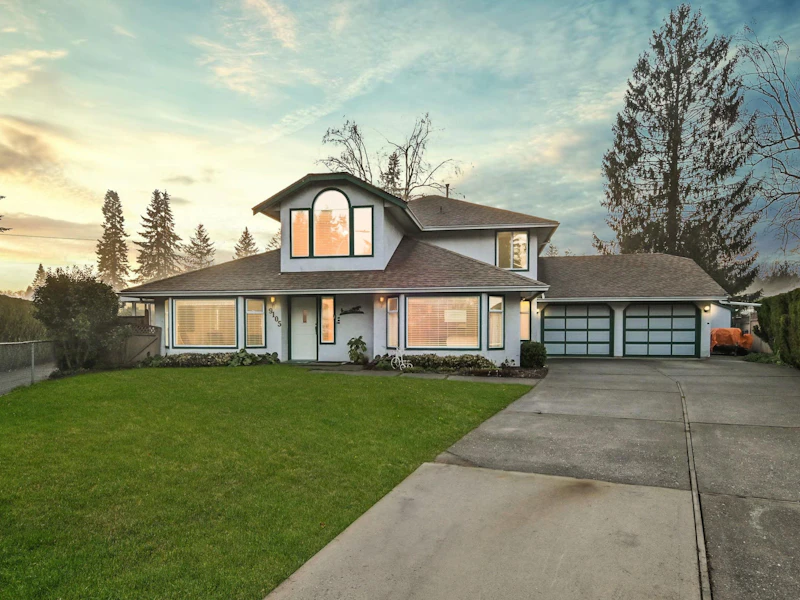 9105 Crickmer Court, Langley BC V1M 4G2
