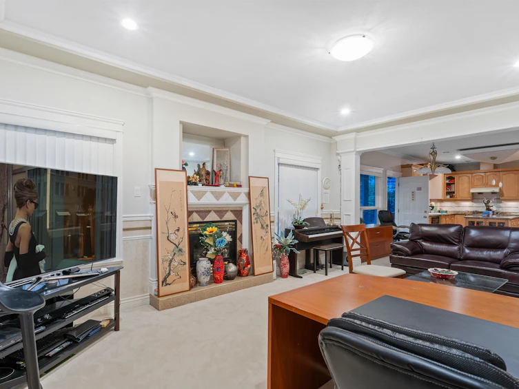 6500 Francis Road, Richmond, BC, V7C 1K5 - 4