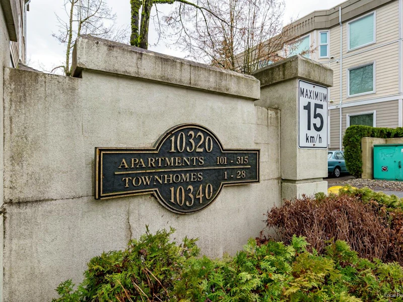 302 - 10320 156th Street, Surrey BC V3R 4L8