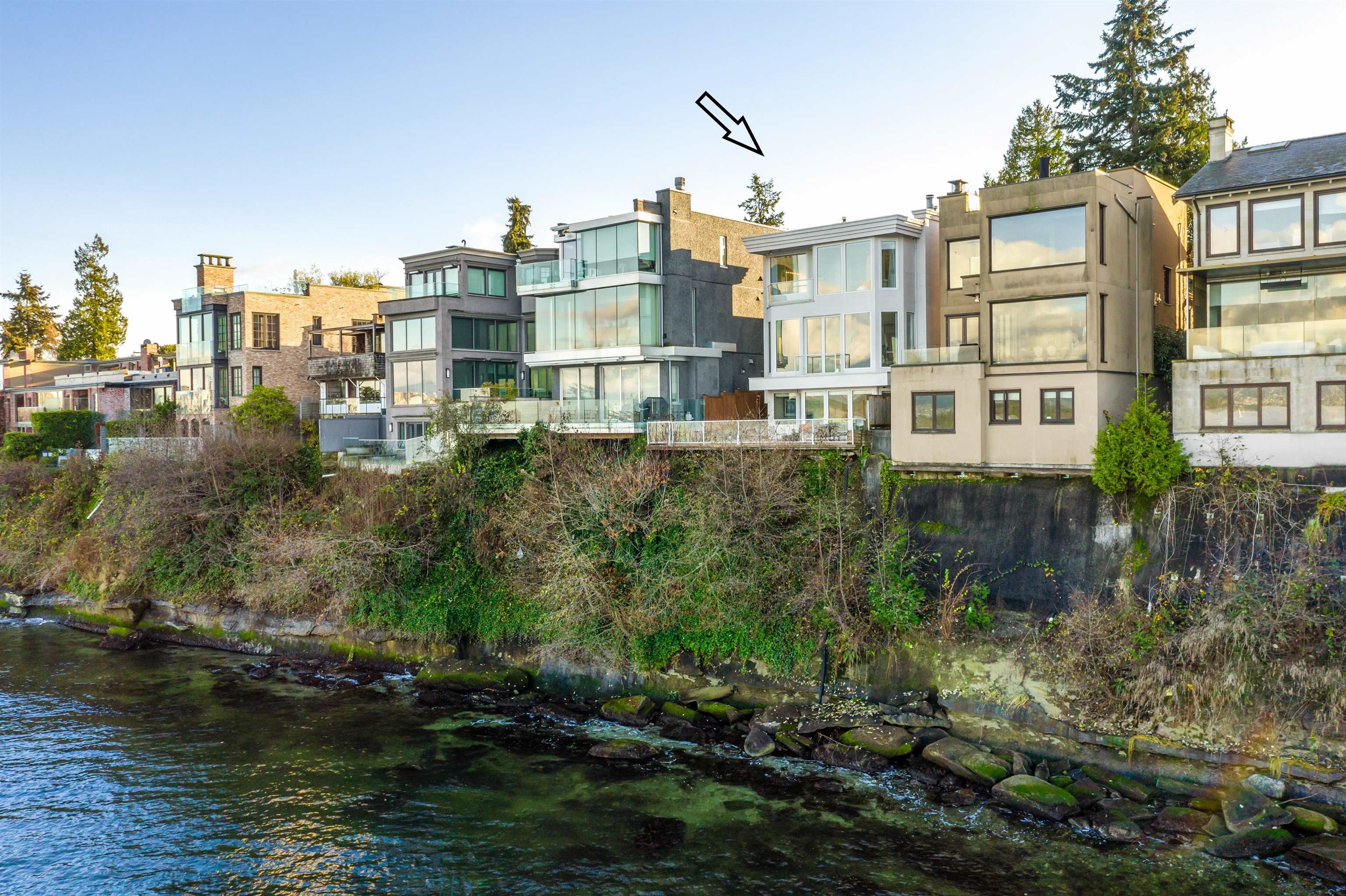 3341 Point Grey Road, Vancouver, BC, V6R 1A4