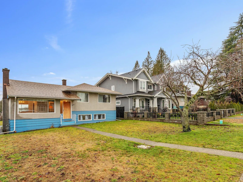 6808 Elwell Street, Burnaby BC V5E 1K1