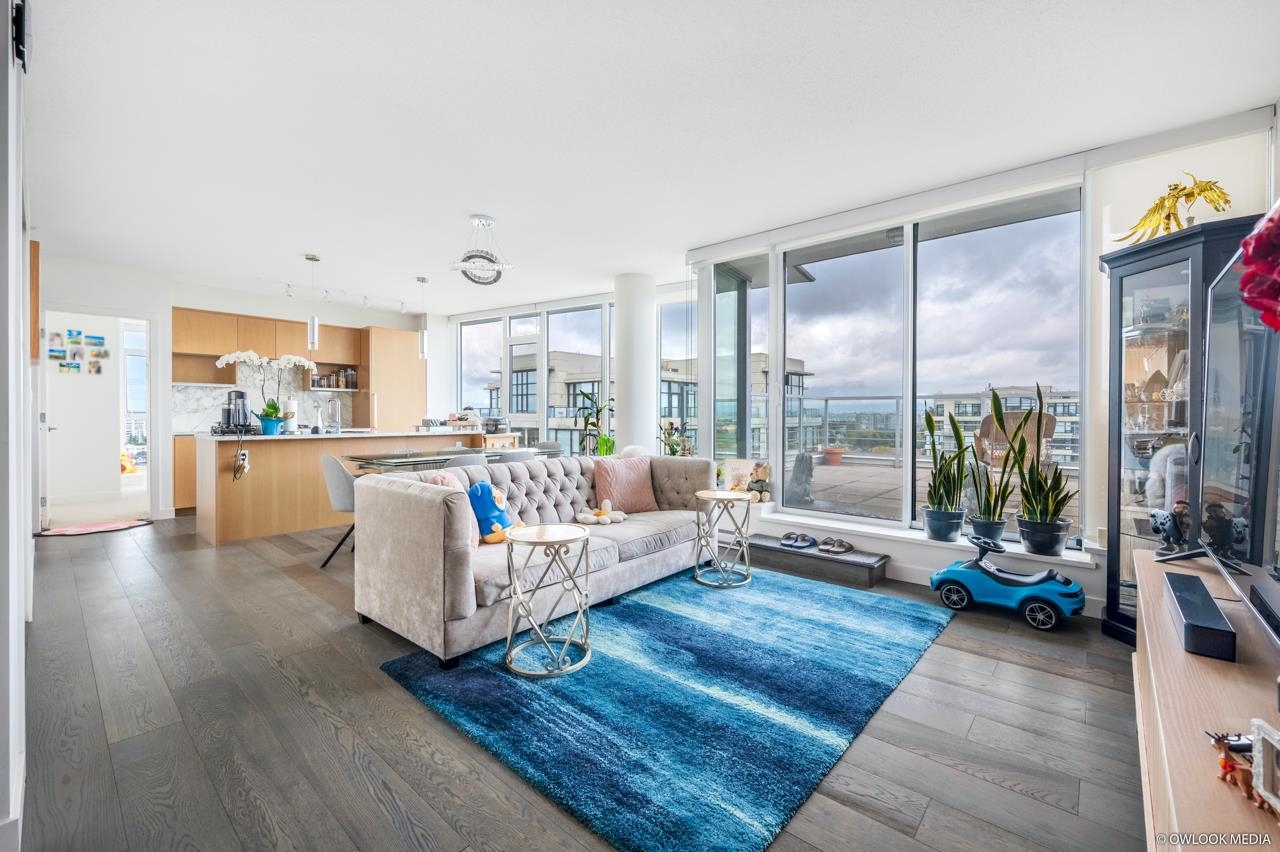 1802-9099 Cook Road, Richmond, BC, V6Y 0G5