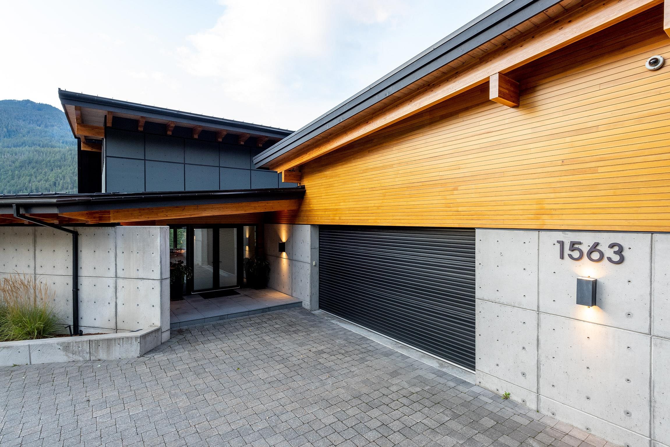 1563 Spring Creek Drive, Whistler, BC, V8E 0A2 - 36