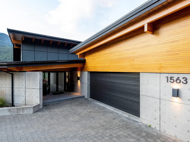 1563 Spring Creek Drive, Whistler, BC, V8E 0A2 - 36