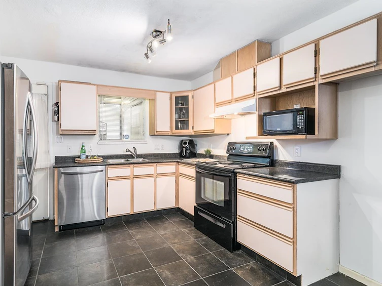 222-7837 120a Street, Surrey, BC, V3W 0W9 - 16