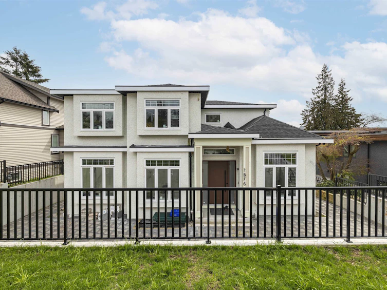 1816 Nanaimo Street, New Westminster, BC, V3M 2G9