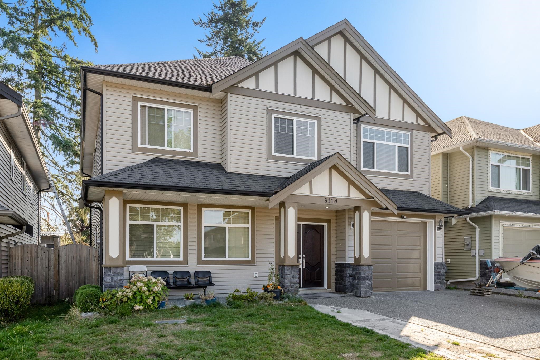 3114 Engineer Crescent, Abbotsford, BC, V4X 0A7 - 2