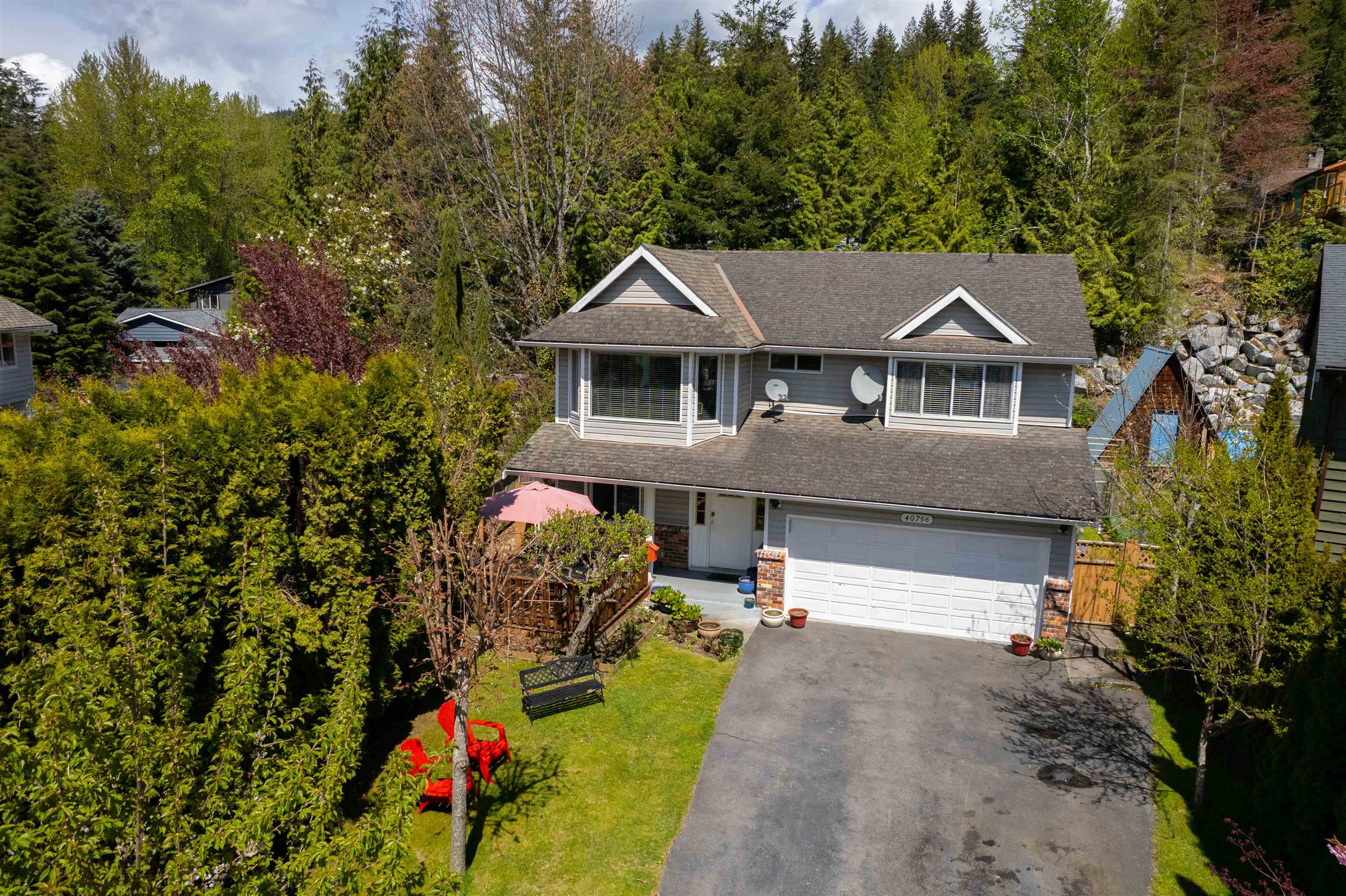 40756 Peebles Place, Squamish, BC, V0N 1T0 - 2