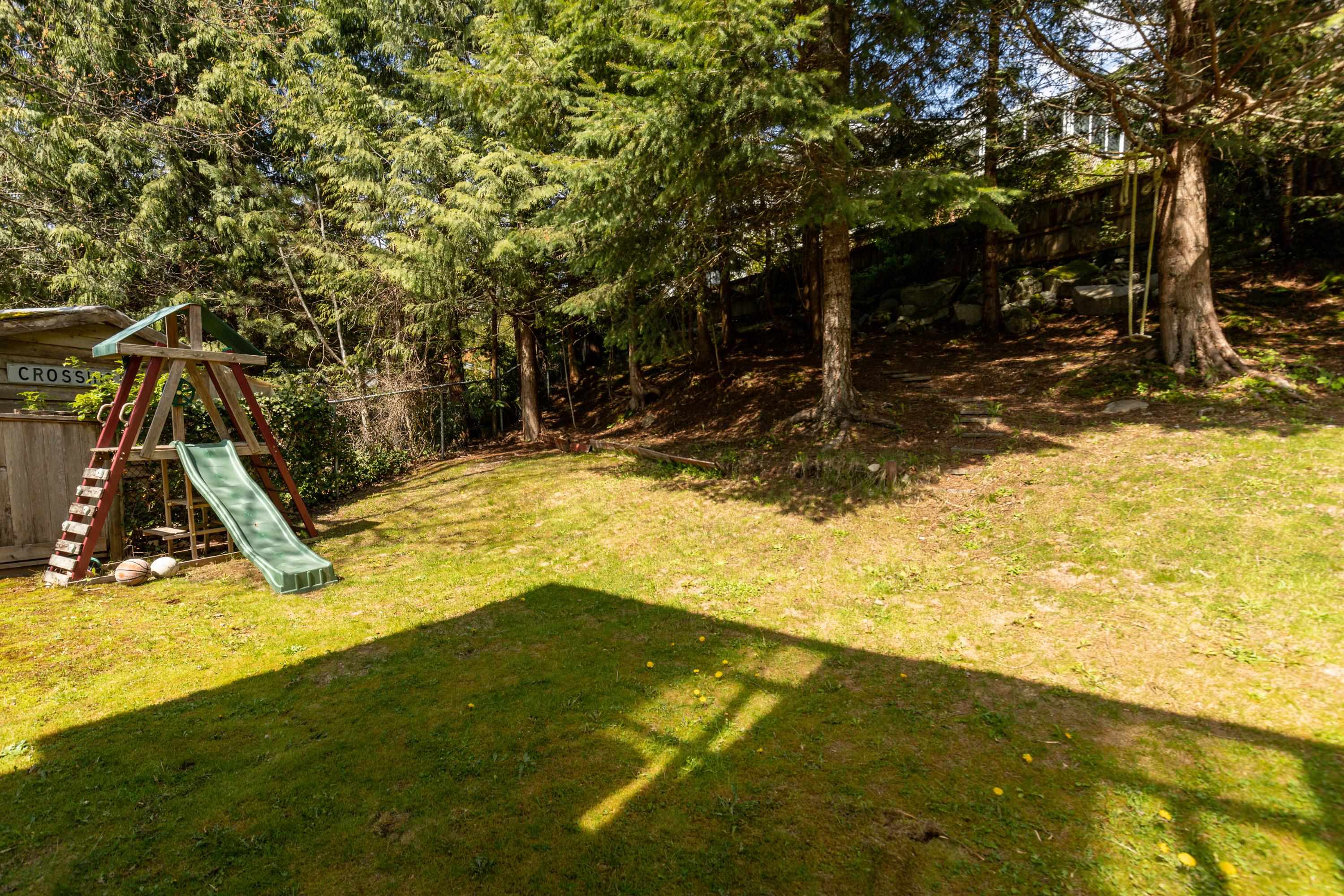 40756 Peebles Place, Squamish, BC, V0N 1T0 - 34