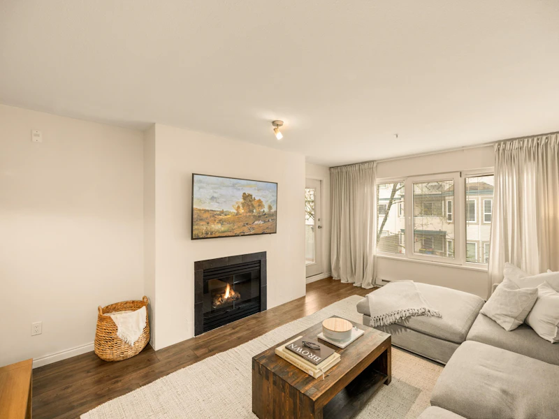 203 - 5977 177b Street, Surrey BC V3S 4J7