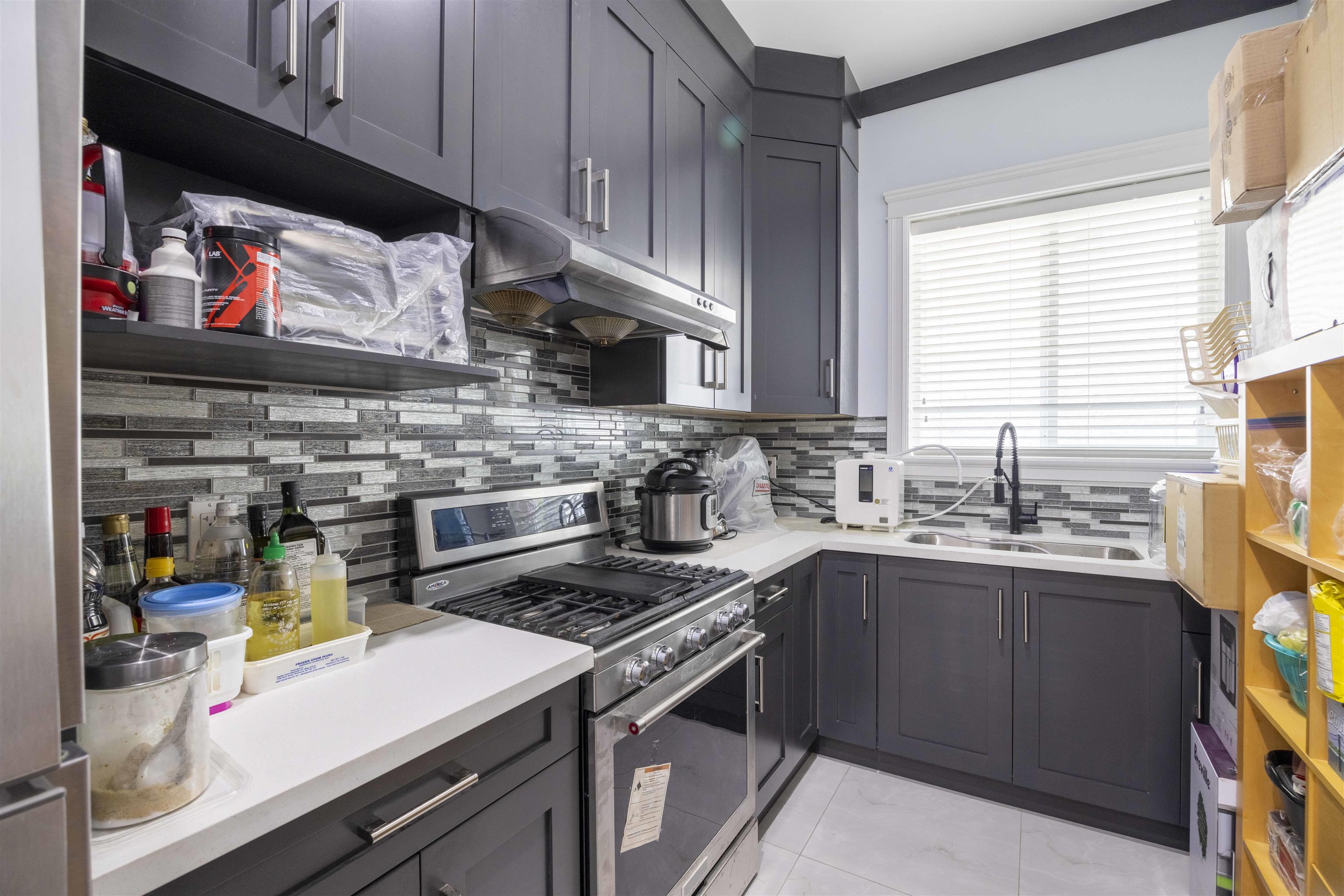 11497 80 Avenue, Delta, BC, V4C 1X5 - 12