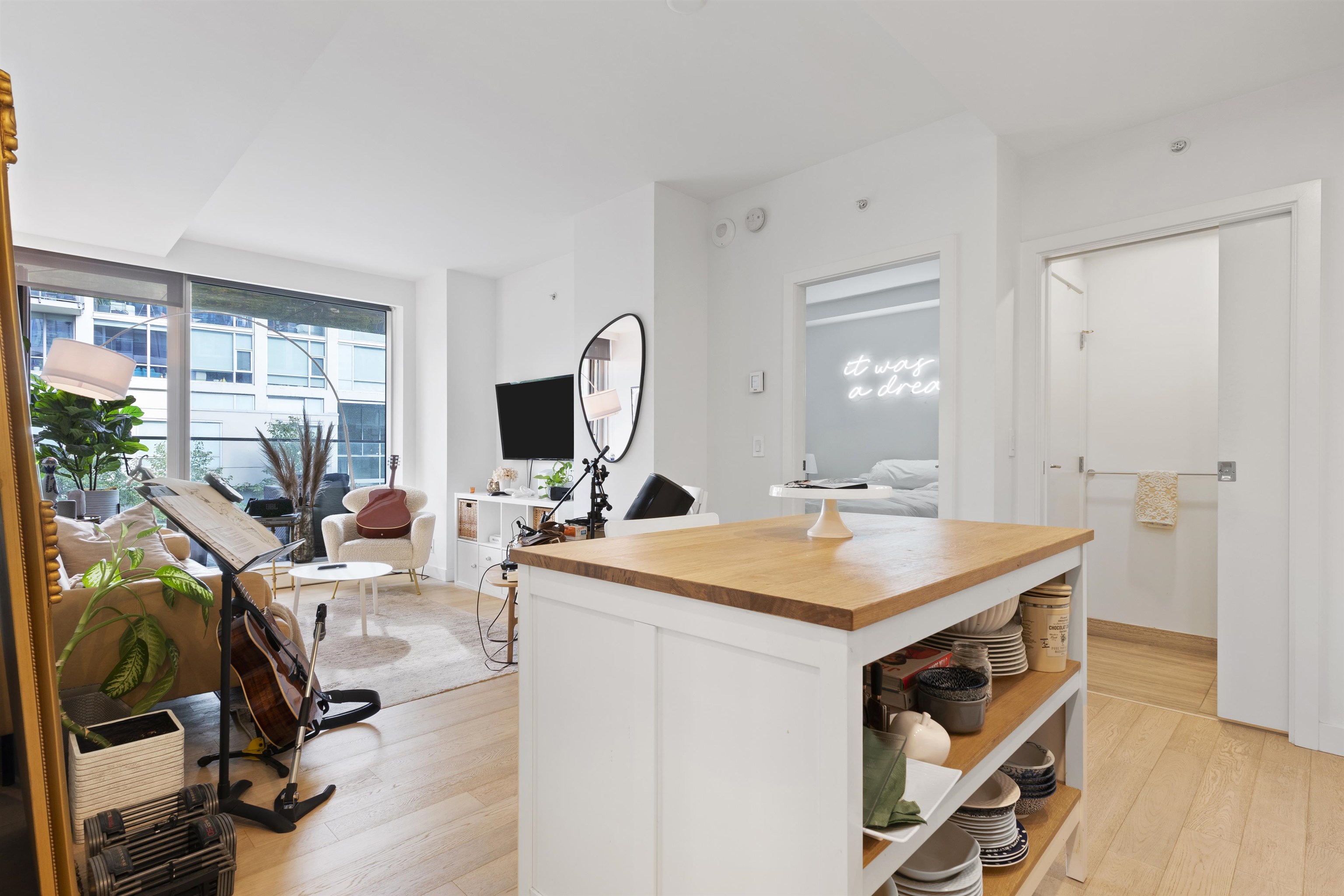 506-1480 Howe Street, Vancouver, BC, V6Z 0G5