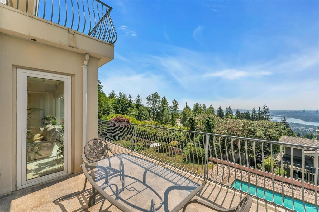 1528 Errigal Place, West Vancouver, BC, V7S 3H1 - 9