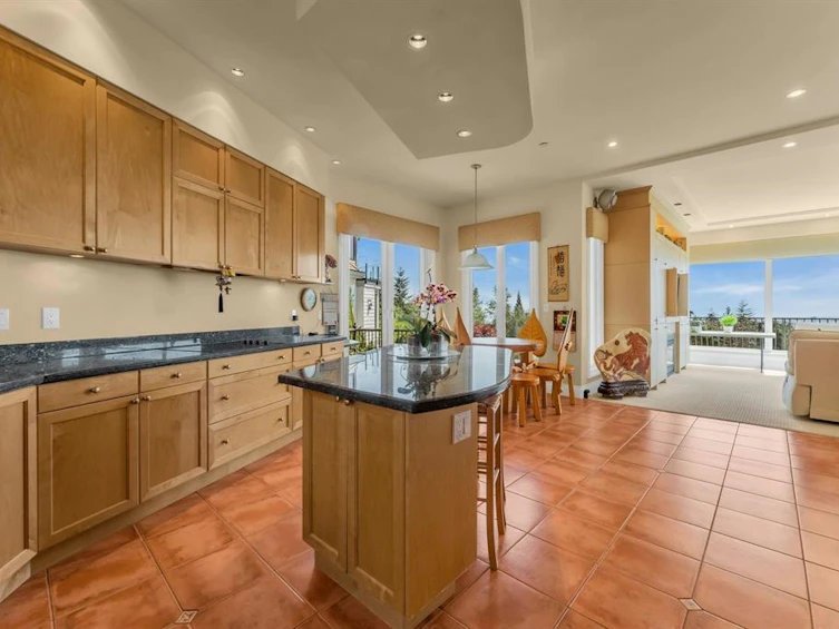 1528 Errigal Place, West Vancouver, BC, V7S 3H1 - 13