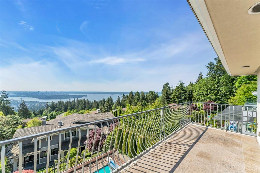 1528 Errigal Place, West Vancouver, BC, V7S 3H1 - 24