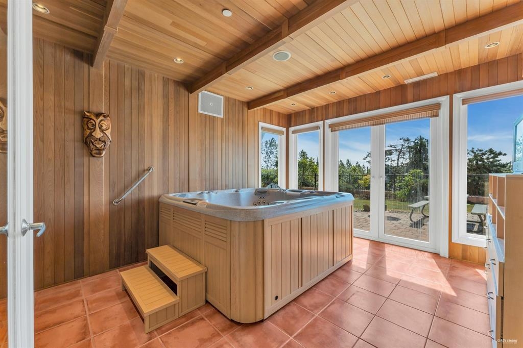 1528 Errigal Place, West Vancouver, BC, V7S 3H1 - 32