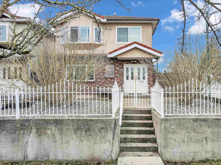 2808 Horley Street, Vancouver, BC, V5R 4R9