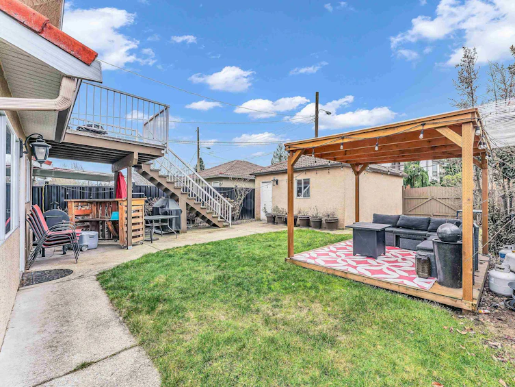 2808 Horley Street, Vancouver, BC, V5R 4R9 - 5