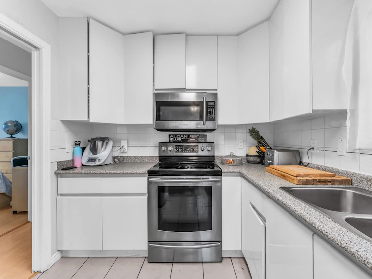 2808 Horley Street, Vancouver, BC, V5R 4R9 - 21