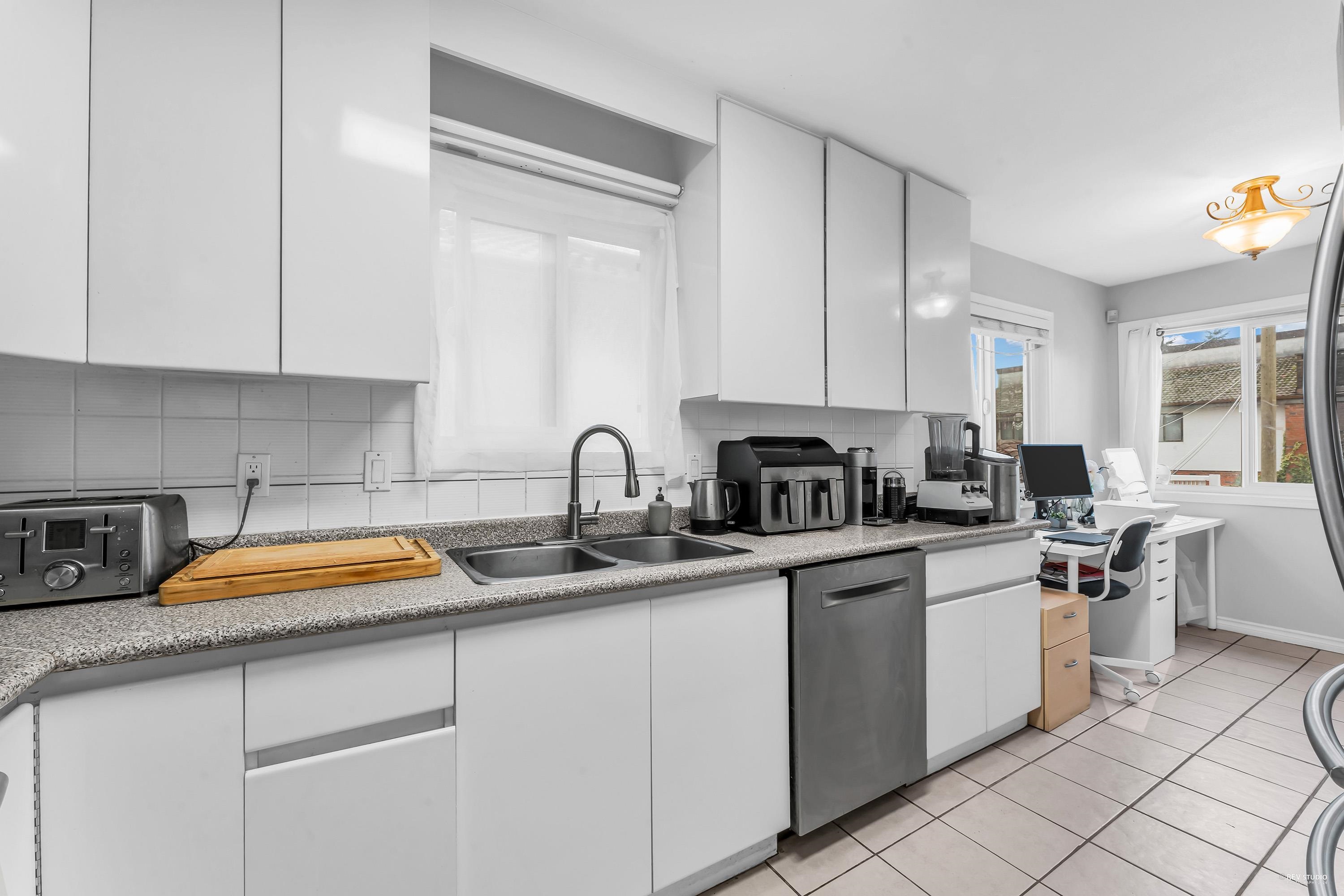2808 Horley Street, Vancouver, BC, V5R 4R9 - 22