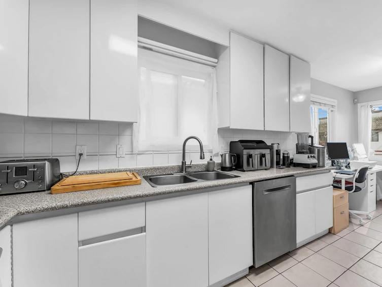 2808 Horley Street, Vancouver, BC, V5R 4R9 - 22