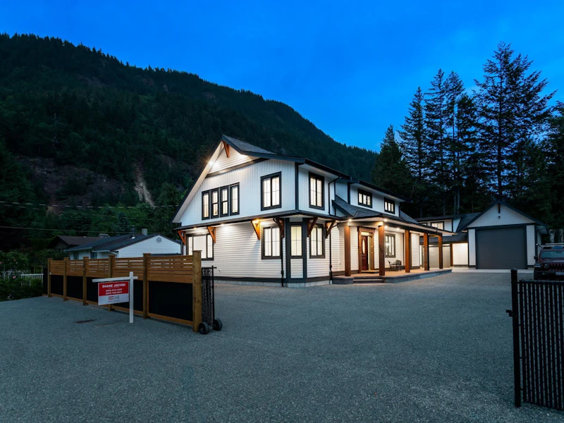 522 Echo Avenue, Harrison Hot Springs BC