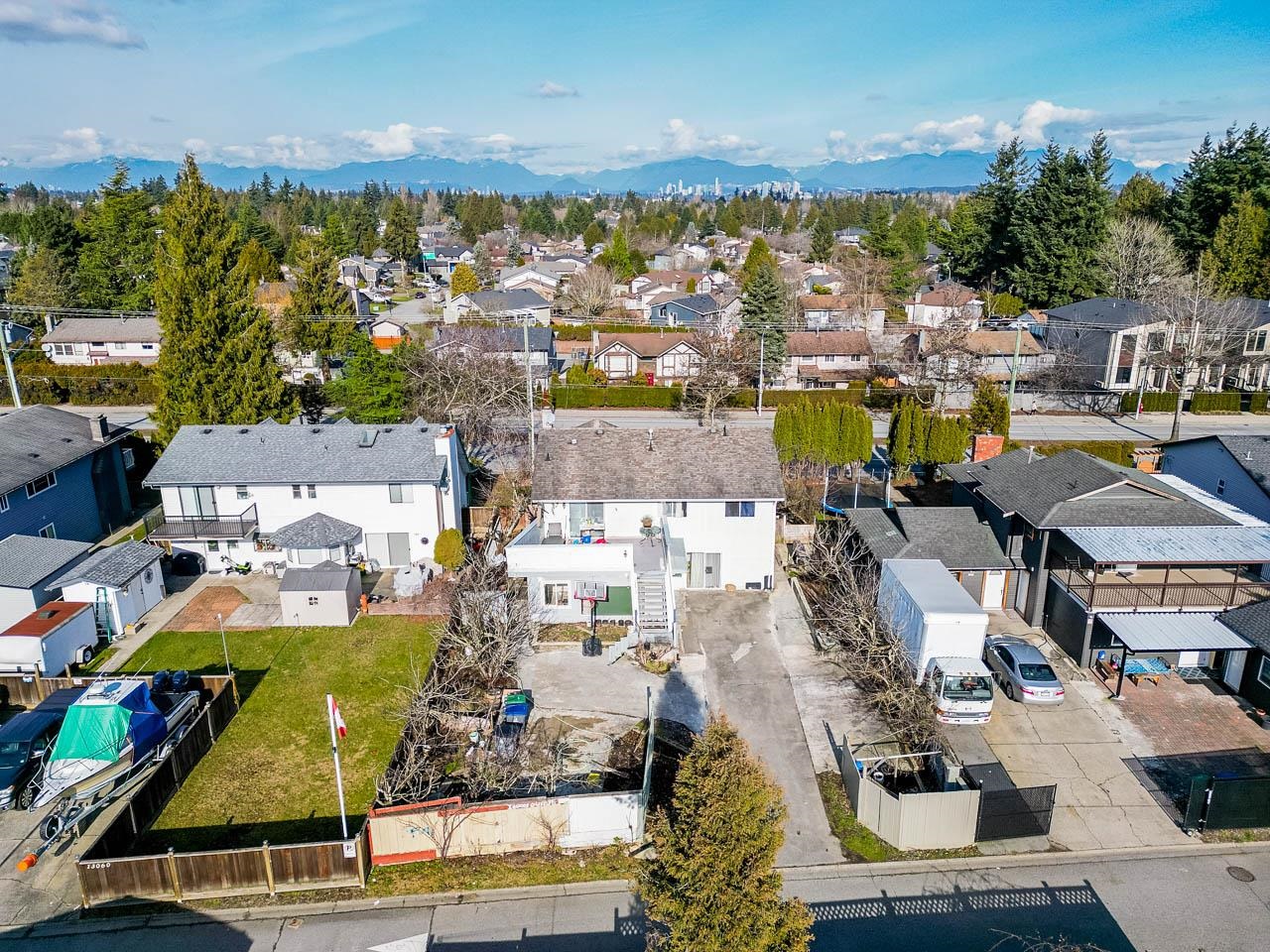 13076 64 Avenue, Surrey, BC, V3W 1X7 - 10