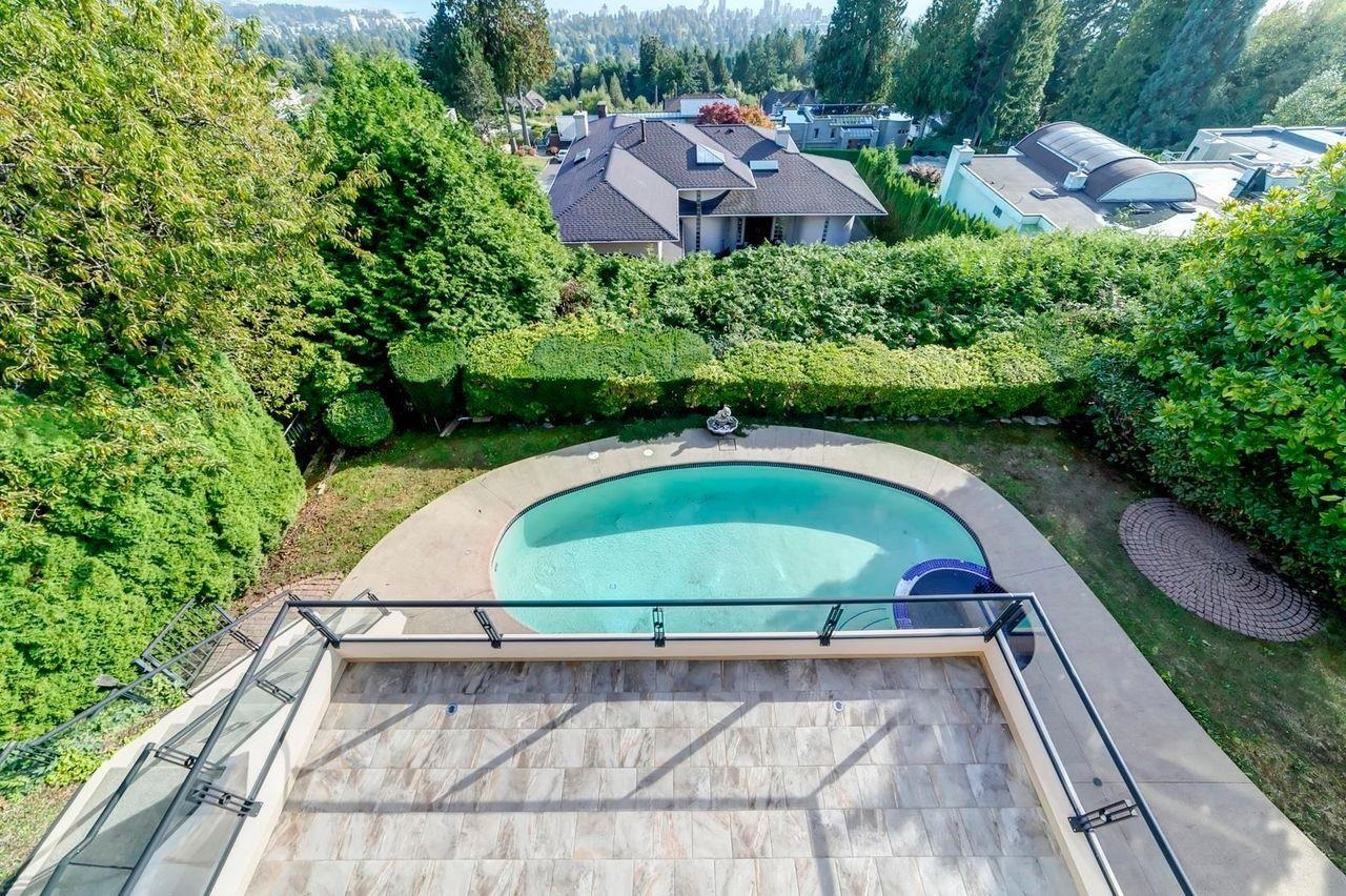 2336 Westhill Drive, West Vancouver, BC, V7S 2Z5 - 8
