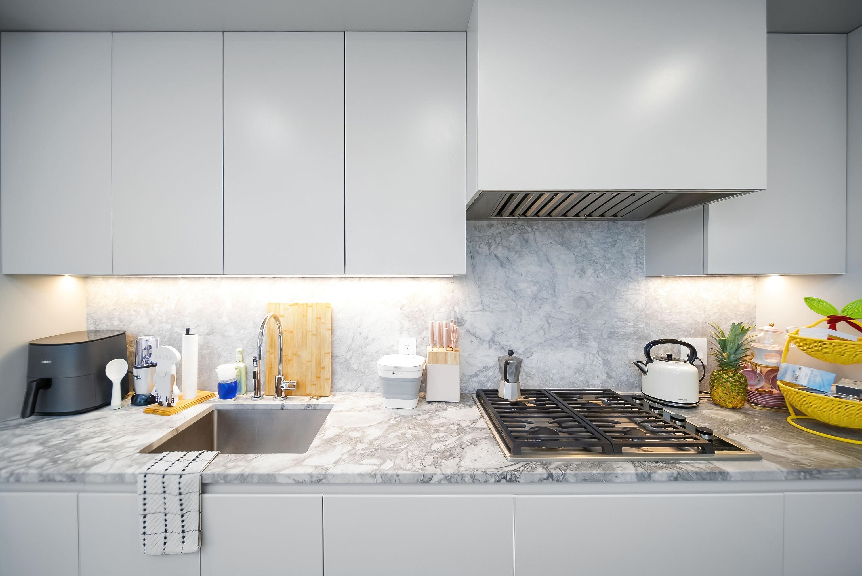 1207-7433 Cambie Street, Vancouver, BC, V6P 0J8 - 4