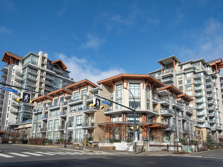 405-2707 Library Lane, North Vancouver, BC, V7J 0C6