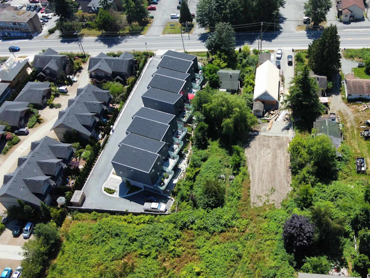 746 Gibsons Way, Gibsons, BC, V0N 1V9 - 4