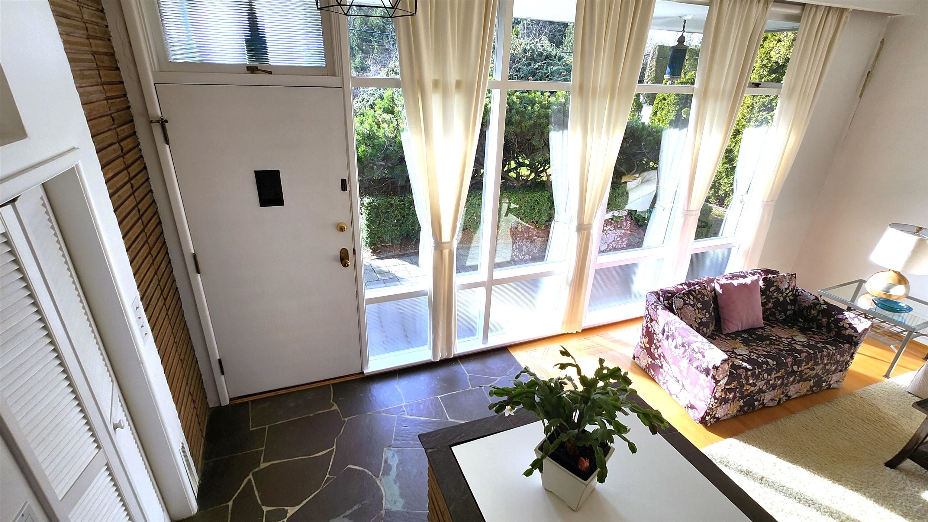 1829 SW Marine Drive, Vancouver, BC, V6P 6B3 - 2