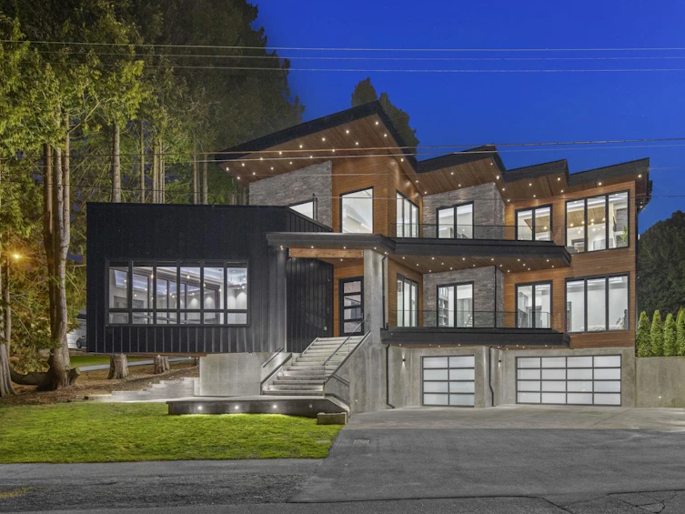 1794 Ocean Park Road, Surrey, BC, V4A 3L9