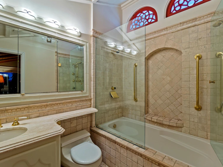 3894 Quesnel Drive, Vancouver, BC, V6L 2X2 - 14