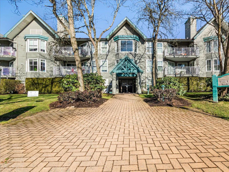 316-15110 108, Surrey, BC, V3R 0T6