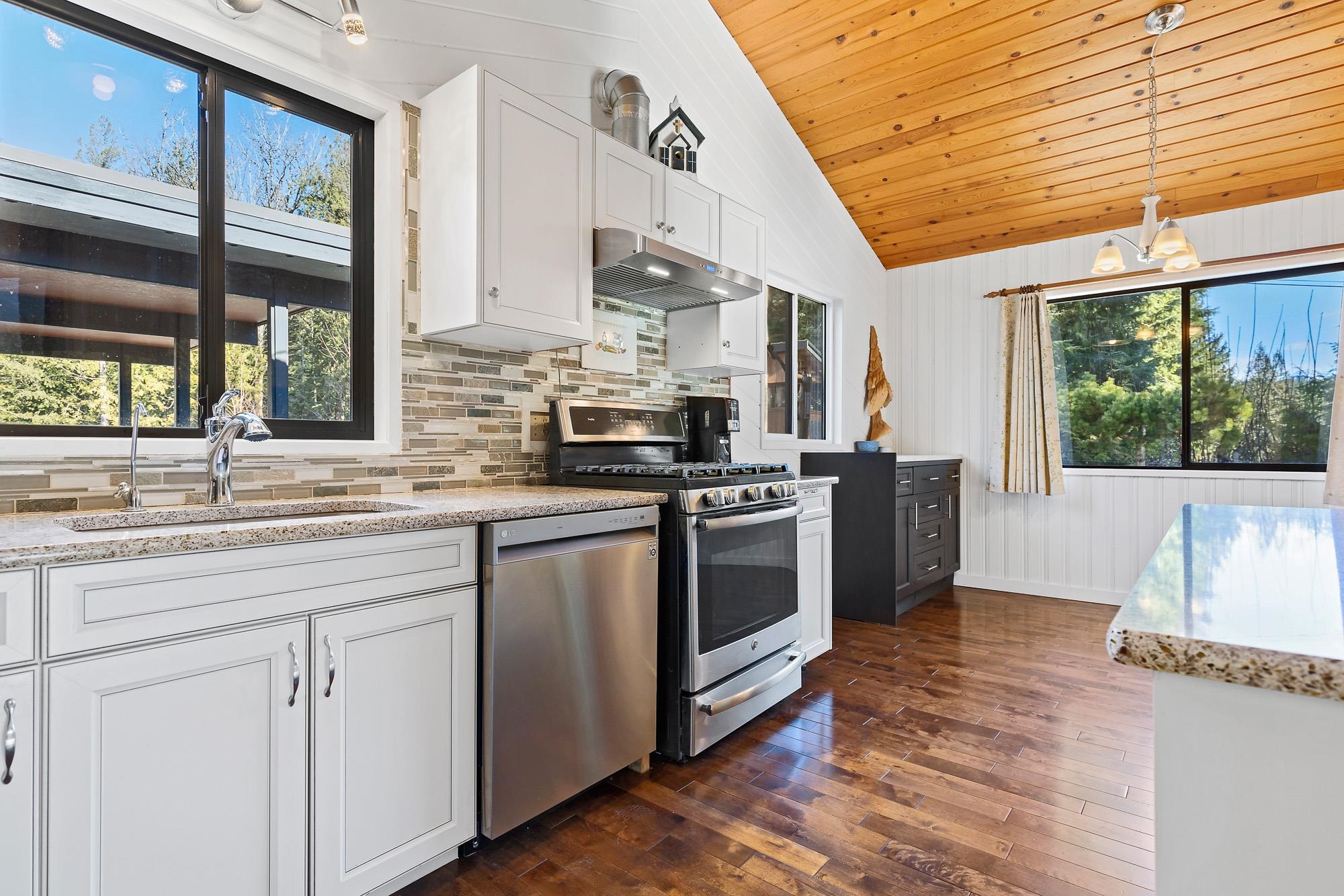 49313 Voight Road, Chilliwack, BC, V4Z 1E9 - 11